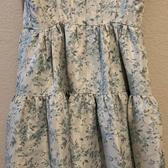 Maison Amory Windsor Maxi Dress - Picture 8 of 15